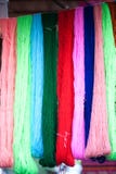 Hängende Beschaffenheit und Hintergrund des Silk Schrittes Stockbild Hängende Beschaffenheit und Hintergrund des Silk Schrittes Stockbild