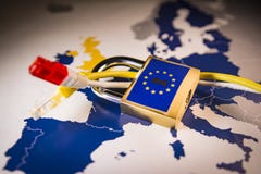 Hänglås över EU-översikten, GDPR-metafor arkivbilder Hänglås över EU-översikten, GDPR-metafor arkivbilder