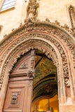 Härlig dörr i Prague fotografering för bildbyråer Härlig dörr i Prague fotografering för bildbyråer