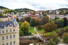 Höstsikten av Karlovy varierar (Karlsbad) royaltyfria foton Höstsikten av Karlovy varierar (Karlsbad) royaltyfria foton