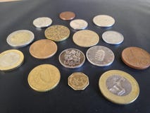 I soldi 3 del mondo fotografia stock libera da diritti I soldi 3 del mondo fotografia stock libera da diritti