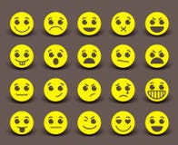 Iconos y emoticons sonrientes amarillos de la cara con expresiones faciales libre illustration Iconos y emoticons sonrientes amarillos de la cara con expresiones faciales libre illustration