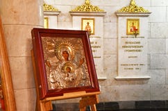 IEKATERINBOURG, RUSSIE, le 25 novembre 2018 Copie de l'icône de la vierge “le signe “Znamenie de Novgorod dans l'église commémora photo libre de droits IEKATERINBOURG, RUSSIE, le 25 novembre 2018 Copie de l'icône de la vierge “le signe “Znamenie de Novgorod dans l'église commémora photo libre de droits