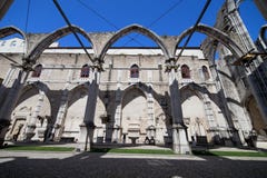 Igreja hace ruinas de la iglesia de Carmen en Lisboa imagen de archivo libre de regalías Igreja hace ruinas de la iglesia de Carmen en Lisboa imagen de archivo libre de regalías