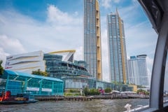IKONE Siam, das Einkaufszentrum in Bangkok, Thailand lizenzfreies stockfoto IKONE Siam, das Einkaufszentrum in Bangkok, Thailand lizenzfreies stockfoto
