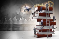 Il concetto di istruzione con i libri e la gente Immagini Stock Libere da Diritti Il concetto di istruzione con i libri e la gente Immagini Stock Libere da Diritti