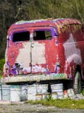 Il metallo rustico su un camion abbandonato fotografia stock Il metallo rustico su un camion abbandonato fotografia stock