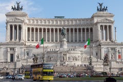Il monumento nazionale a Victor Emmanuel II, Roma Italia immagine stock Il monumento nazionale a Victor Emmanuel II, Roma Italia immagine stock