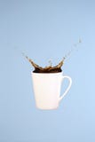 images de concept de collections de café Art minimal Fond solide Le café éclabousse Image stock images de concept de collections de café Art minimal Fond solide Le café éclabousse Image stock