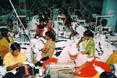 Indústria de vestuários em Bangladesh imagem de stock Indústria de vestuários em Bangladesh imagem de stock