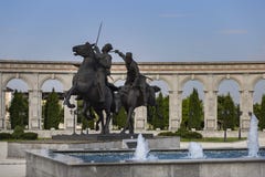 Ingushetia, Magas, 27 Juni 2018, het gloriegedenkteken, een monument aan de militairen van het hoofdartikel royalty-vrije stock afbeeldingen Ingushetia, Magas, 27 Juni 2018, het gloriegedenkteken, een monument aan de militairen van het hoofdartikel royalty-vrije stock afbeeldingen