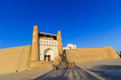 Ingång i tillflyktfästningen - gammal stad av Bukhara, Uzbekistan royaltyfri fotografi Ingång i tillflyktfästningen - gammal stad av Bukhara, Uzbekistan royaltyfri fotografi
