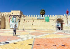 Ingång till Medinaen av Kairouan, Tunisien arkivbild Ingång till Medinaen av Kairouan, Tunisien arkivbild