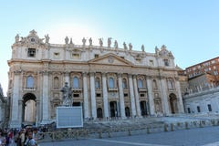 Ingången av Sten Peters Basilica på Vaticanen, Italien arkivfoton Ingången av Sten Peters Basilica på Vaticanen, Italien arkivfoton