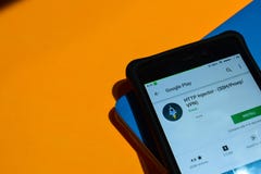 Injecteur de HTTP - lotisseur APP de SSH/Proxy/VPN sur l'écran de Smartphone photographie stock libre de droits Injecteur de HTTP - lotisseur APP de SSH/Proxy/VPN sur l'écran de Smartphone photographie stock libre de droits