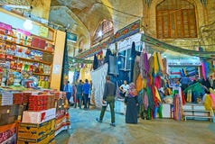 Innenraum von Vakil-Basar, Shiraz, der Iran lizenzfreie stockfotos Innenraum von Vakil-Basar, Shiraz, der Iran lizenzfreie stockfotos