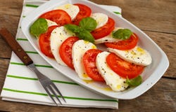 Insalata di Caprese fotografia stock Insalata di Caprese fotografia stock