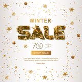 Insegne di vendita di inverno con le stelle d'oro 3d ed i fiocchi di neve Vector il manifesto di vacanze invernali, fondo bianco illustrazione di stock Insegne di vendita di inverno con le stelle d'oro 3d ed i fiocchi di neve Vector il manifesto di vacanze invernali, fondo bianco illustrazione di stock
