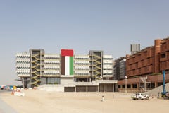Institut de Masdar en Abu Dhabi photographie stock libre de droits Institut de Masdar en Abu Dhabi photographie stock libre de droits