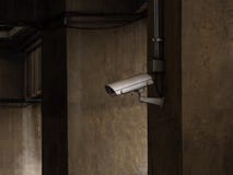 Interno scuro nella costruzione con il CCTV fotografia stock libera da diritti Interno scuro nella costruzione con il CCTV fotografia stock libera da diritti
