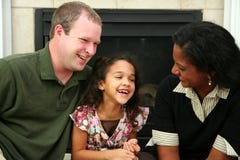 Interracial Familie royalty-vrije stock foto Interracial Familie royalty-vrije stock foto