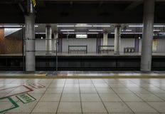 Intérieur de station de train de Tokyo photos stock Intérieur de station de train de Tokyo photos stock