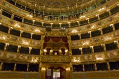 Intérieur de théâtre de Fenice de La images stock Intérieur de théâtre de Fenice de La images stock