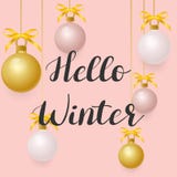 Inverno dell'illustrazione ciao Palle di Natale con gli archi dell'oro illustrazione vettoriale Inverno dell'illustrazione ciao Palle di Natale con gli archi dell'oro illustrazione vettoriale
