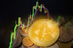 Inversión de la moneda de oro de las divisas del comercio de Bitcoin - cartas del gráfico de negocio del comercio futuro común de fotos de archivo libres de regalías Inversión de la moneda de oro de las divisas del comercio de Bitcoin - cartas del gráfico de negocio del comercio futuro común de fotos de archivo libres de regalías
