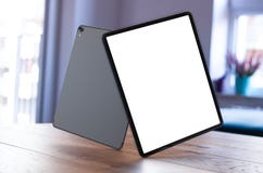 IPad pro 2018 con lo schermo in bianco immagine stock libera da diritti IPad pro 2018 con lo schermo in bianco immagine stock libera da diritti