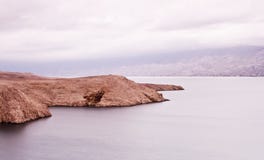 Isola PAG, pietra, sale e Bura La Croazia fotografia stock libera da diritti Isola PAG, pietra, sale e Bura La Croazia fotografia stock libera da diritti
