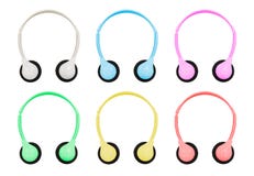 Isolamento com o trajeto de grampeamento de fones de ouvido coloridos cor pastel em Whi ilustração royalty free Isolamento com o trajeto de grampeamento de fones de ouvido coloridos cor pastel em Whi ilustração royalty free
