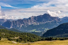 Italien-Dolomit moutnain - Passo di Giau in S?d-Tirol lizenzfreie stockfotos Italien-Dolomit moutnain - Passo di Giau in S?d-Tirol lizenzfreie stockfotos