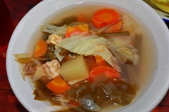 Javanese специальности, с asem Sayur contentsand риса стоковая фотография rf Javanese специальности, с asem Sayur contentsand риса стоковая фотография rf