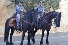 Jerusalem, Israel - 7. September 2018: die Polizei der Stadt von Jerusalem Spindel und Pferde stockbilder Jerusalem, Israel - 7. September 2018: die Polizei der Stadt von Jerusalem Spindel und Pferde stockbilder