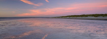Jesie? zmierzch od Zachodniej Wittering pla?y, Zachodni Sussex, UK zdjęcie stock Jesie? zmierzch od Zachodniej Wittering pla?y, Zachodni Sussex, UK zdjęcie stock