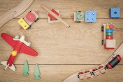 Jouets d'enfants sous forme de cadre images stock Jouets d'enfants sous forme de cadre images stock