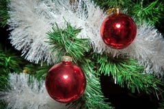 Julprydnader, klockor, stjärnor, bollar, julkransflikar, träd, ferie, nytt år, garneringar för julgranar i Arkivbild Julprydnader, klockor, stjärnor, bollar, julkransflikar, träd, ferie, nytt år, garneringar för julgranar i Arkivbild