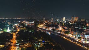 4K Timelapse των επιπλεόντων φαναριών και των ανθρώπων στο φεστιβάλ Yee Peng ή εορτασμός Loy Krathong σε Chiangmai, Ταϊλάνδη φιλμ μικρού μήκους 4K Timelapse των επιπλεόντων φαναριών και των ανθρώπων στο φεστιβάλ Yee Peng ή εορτασμός Loy Krathong σε Chiangmai, Ταϊλάνδη φιλμ μικρού μήκους