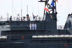Kaliningrad, Rusland - Juni 29, 2018: Dag van de Russische Marine Nationale Zeeparade in Baltiysk-stad stock foto Kaliningrad, Rusland - Juni 29, 2018: Dag van de Russische Marine Nationale Zeeparade in Baltiysk-stad stock foto