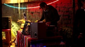 Kall discjockey i stång Kall discjockey i stång