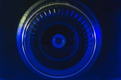 Kameraobjektiv mit blauer Farbe stockfotografie Kameraobjektiv mit blauer Farbe stockfotografie