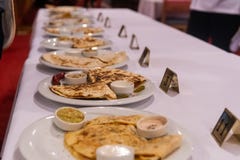 Karmowy compatition z quesadilla zdjęcie stock Karmowy compatition z quesadilla zdjęcie stock