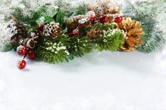 Kerstmisdecoratie met sneeuwgrens Royalty-vrije Stock Foto Kerstmisdecoratie met sneeuwgrens Royalty-vrije Stock Foto