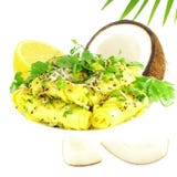 Samosa Met Muntchutney Royalty-vrije Stock Foto - Afbeelding: 20396975 Khandvi Gram Flour Snack traditional Indian food Royalty Free Stock ...