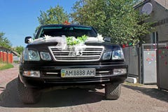Kiev, de Oekraïne - September 6, 2013: Huwelijk Lexus Lexus LX 470 stock foto's Kiev, de Oekraïne - September 6, 2013: Huwelijk Lexus Lexus LX 470 stock foto's