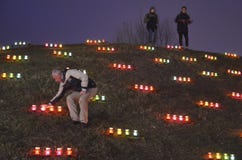 KIEV, UCRANIA - 28 de noviembre de 2015: Los ucranianos conmemoran la gran hambre 1932-1933 imagen de archivo KIEV, UCRANIA - 28 de noviembre de 2015: Los ucranianos conmemoran la gran hambre 1932-1933 imagen de archivo