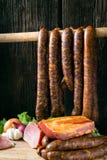 kiełbasa dymiąca mięsa Obrazy Royalty Free kiełbasa dymiąca mięsa Obrazy Royalty Free
