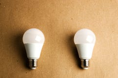 Kilka PROWADZILI energooszczędnego żarówki use oszczędnościowy i ekologicznie życzliwy żarówki pojęcie Obrazy Royalty Free Kilka PROWADZILI energooszczędnego żarówki use oszczędnościowy i ekologicznie życzliwy żarówki pojęcie Obrazy Royalty Free