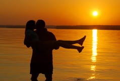 Kissing Couple On The Beach Stock Photography Kissing Couple On The Beach Stock Photography